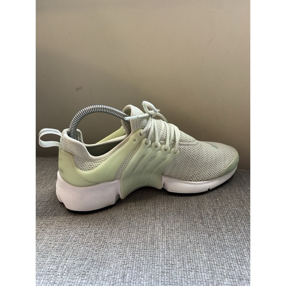 Nike Air Presto 878068-300 Barely Green Low Lace Up Sneakers Size 8 Running Shoe - Picture 5 of 8